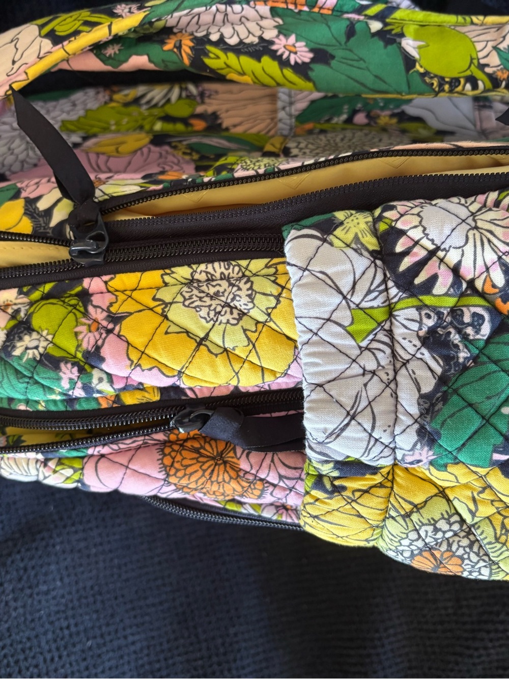 Vera Bradley large backpack - Picture 4 of 6